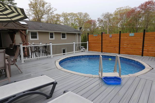 19 Beach Drive, Kingston, NH 03848