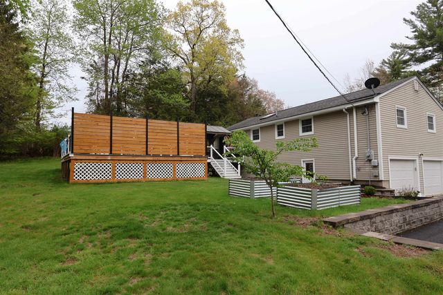 19 Beach Drive, Kingston, NH 03848