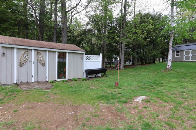 19 Beach Drive, Kingston, NH 03848