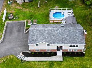 19 Beach Drive, Kingston, NH 03848