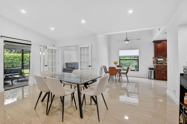 19700 Sedgefield Terrace, Boca Raton, FL 33498