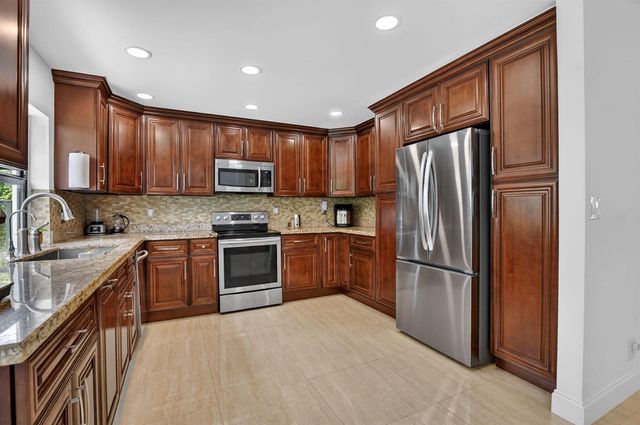 19700 Sedgefield Terrace, Boca Raton, FL 33498
