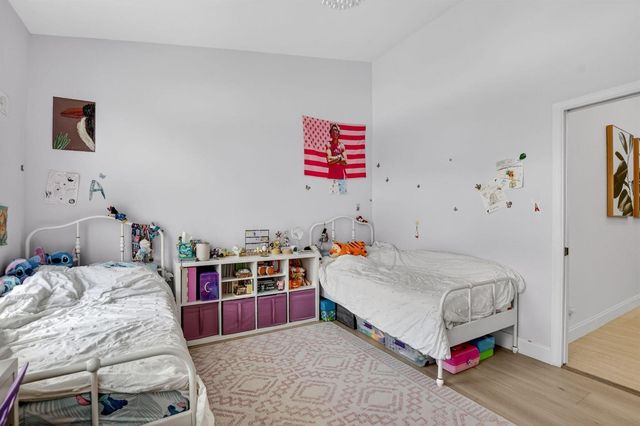 19700 Sedgefield Terrace, Boca Raton, FL 33498