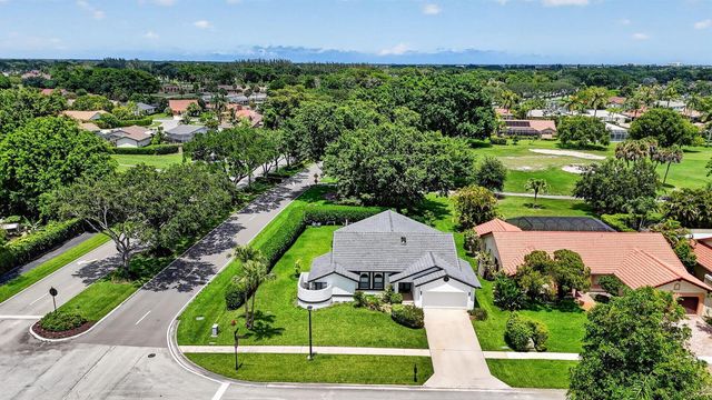 19700 Sedgefield Terrace, Boca Raton, FL 33498