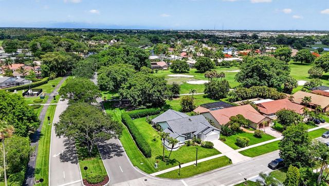 19700 Sedgefield Terrace, Boca Raton, FL 33498