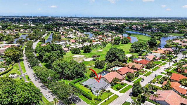 19700 Sedgefield Terrace, Boca Raton, FL 33498