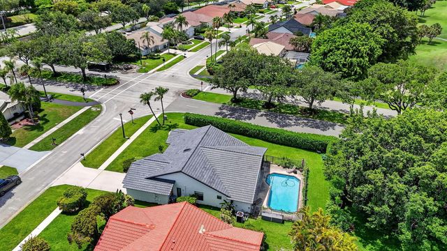 19700 Sedgefield Terrace, Boca Raton, FL 33498