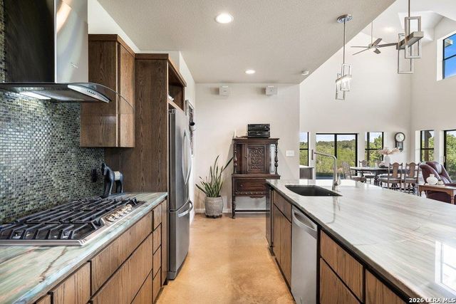 1101 Windy Hills Rd, Dripping Springs, TX 78620