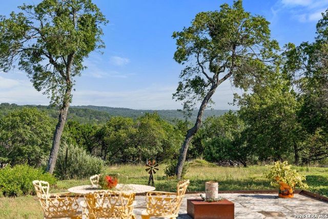 1101 Windy Hills Rd, Dripping Springs, TX 78620