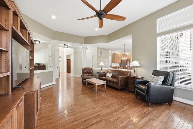 704 GODFREY CT SE, Leesburg, VA 20175