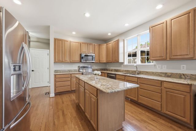 704 GODFREY CT SE, Leesburg, VA 20175