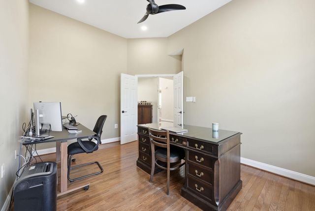 704 GODFREY CT SE, Leesburg, VA 20175