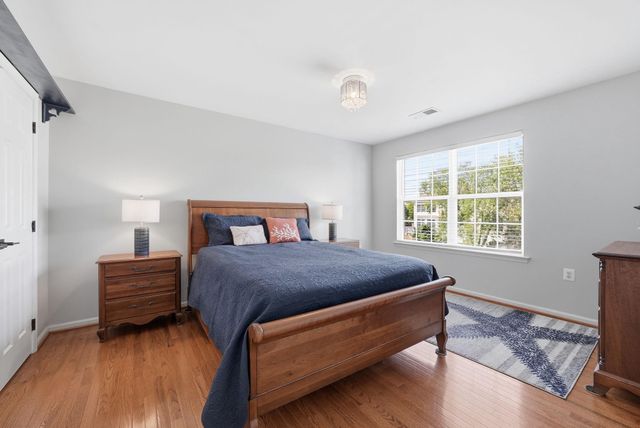 704 GODFREY CT SE, Leesburg, VA 20175
