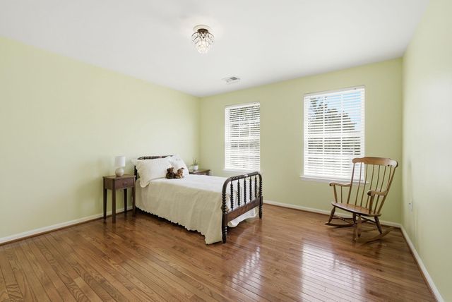 704 GODFREY CT SE, Leesburg, VA 20175