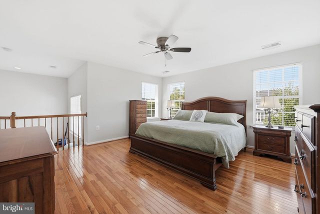 704 GODFREY CT SE, Leesburg, VA 20175