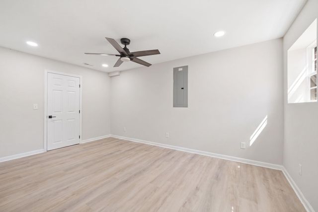 704 GODFREY CT SE, Leesburg, VA 20175
