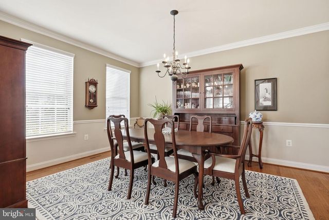 704 GODFREY CT SE, Leesburg, VA 20175