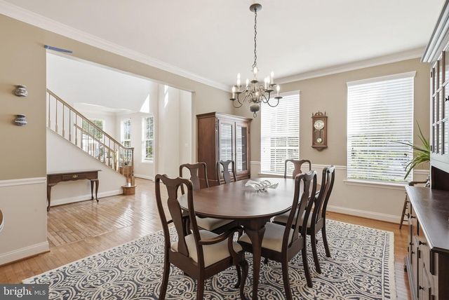 704 GODFREY CT SE, Leesburg, VA 20175