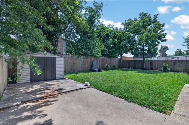 1132 Orcutt AVE, Newport News, VA 23607