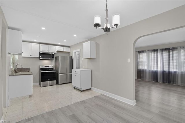 1132 Orcutt AVE, Newport News, VA 23607