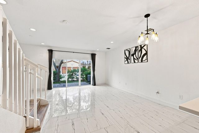 3105 NW 25TH Terrace, Oakland Park, FL 33309