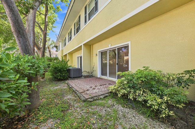 3105 NW 25TH Terrace, Oakland Park, FL 33309