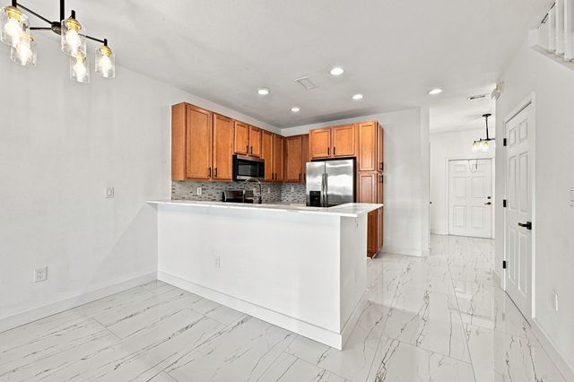3105 NW 25TH Terrace, Oakland Park, FL 33309