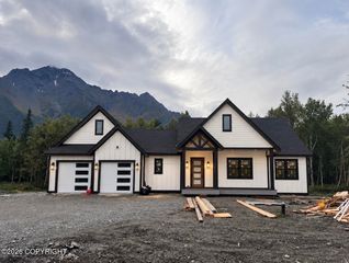 15070 E Alpine Circle, Palmer, AK 99645