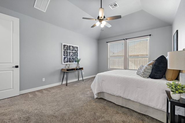 305 Miracle Rose WAY, Liberty Hill, TX 78642