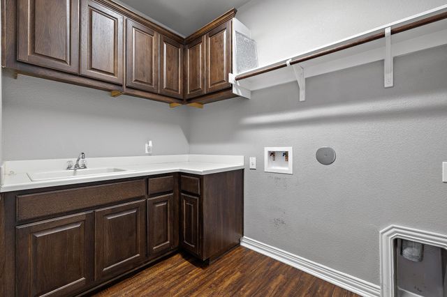 305 Miracle Rose WAY, Liberty Hill, TX 78642