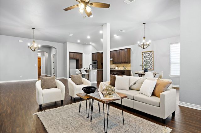 305 Miracle Rose WAY, Liberty Hill, TX 78642