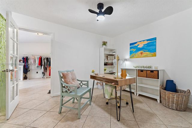 15305 N 96th Street N, Palm Beach, FL 33478