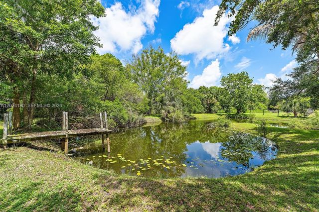 15305 N 96th Street N, Palm Beach, FL 33478