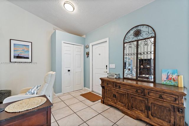 15305 N 96th Street N, Palm Beach, FL 33478