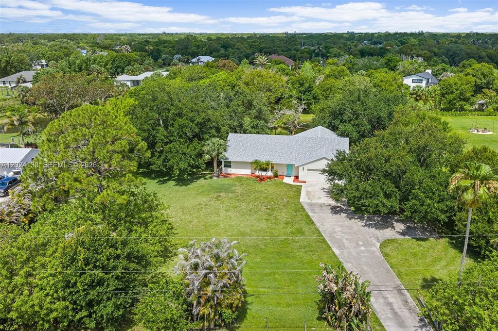 15305 N 96th Street N, Palm Beach, FL 33478
