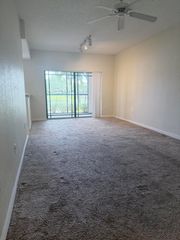 2812 GRANDE Parkway 106, Palm Beach Gardens, FL 33410