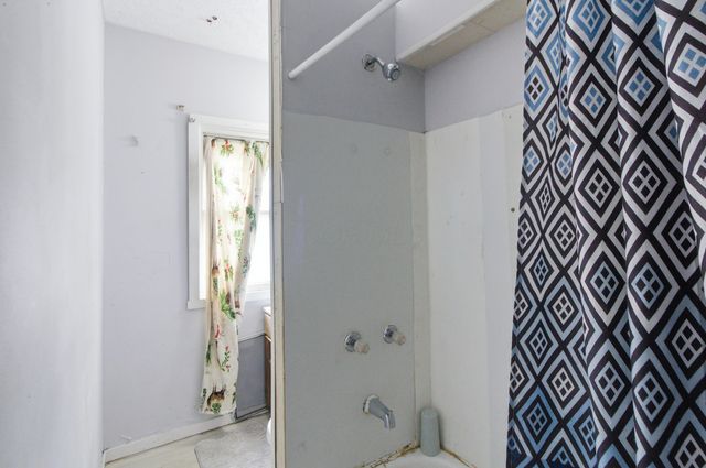 239 241 S Ogden Avenue, Columbus, OH 43204