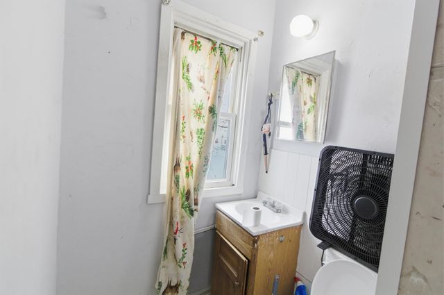 239 241 S Ogden Avenue, Columbus, OH 43204