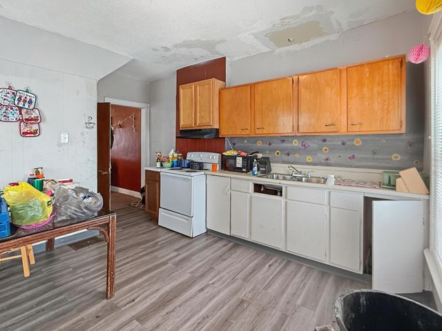 239 241 S Ogden Avenue, Columbus, OH 43204