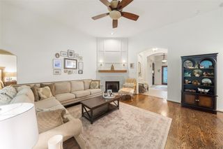 30 S Creekmist Place, The Woodlands, TX 77385