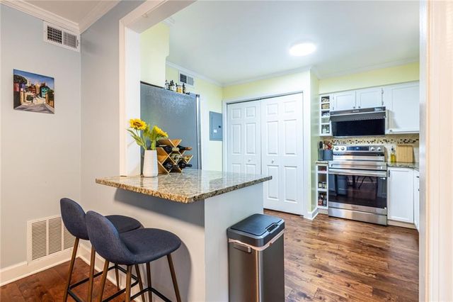 6520 Roswell Road 73, Atlanta, GA 30328