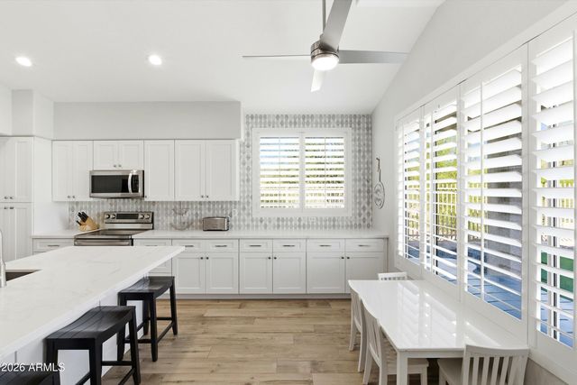 4304 E SANDS Drive, Phoenix, AZ 85050