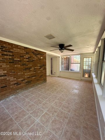 144 Spring Cove, Brandon, MS 39042