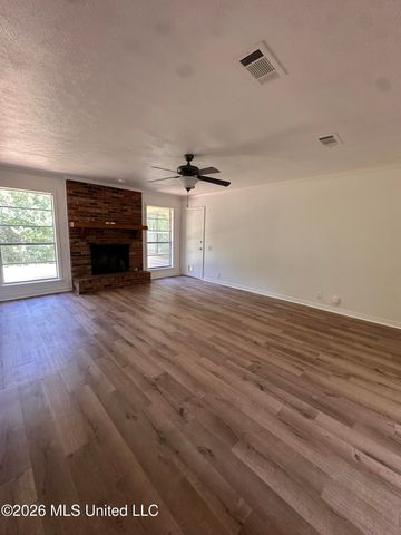 144 Spring Cove, Brandon, MS 39042