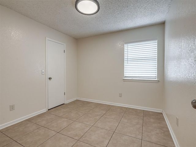 5725 Evanbrook Terrace, Oklahoma City, OK 73135