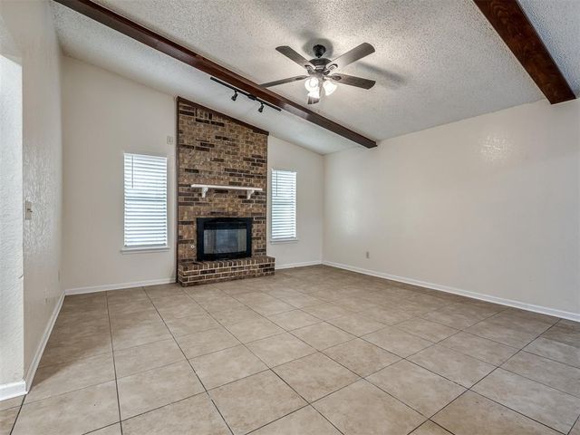 5725 Evanbrook Terrace, Oklahoma City, OK 73135