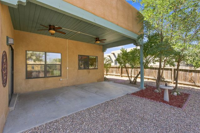7401 Saratoga Lane, Santa Fe, NM 87507
