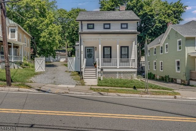 75 High St, Newton Town, NJ 07860