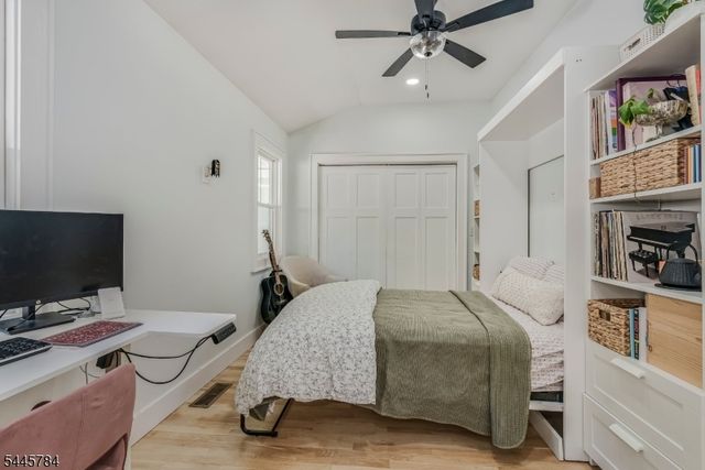 75 High St, Newton Town, NJ 07860