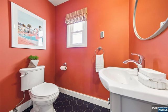 161 Ridge Road, Rutherford, NJ 07070